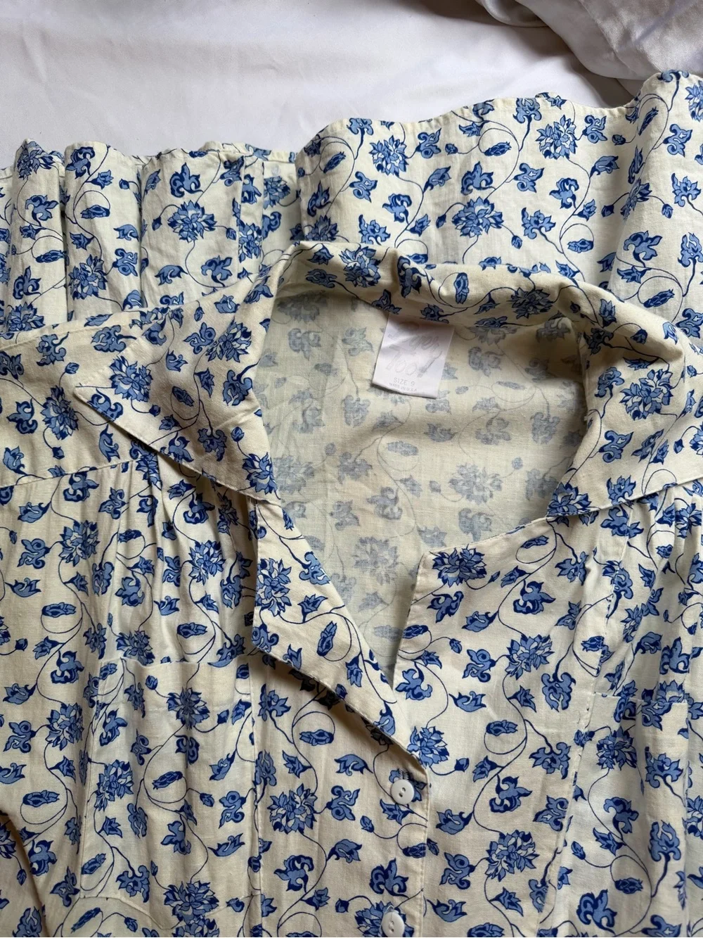 Byer Too Floral Blue and White Midi Dress - Women's - Picture 3 of 3